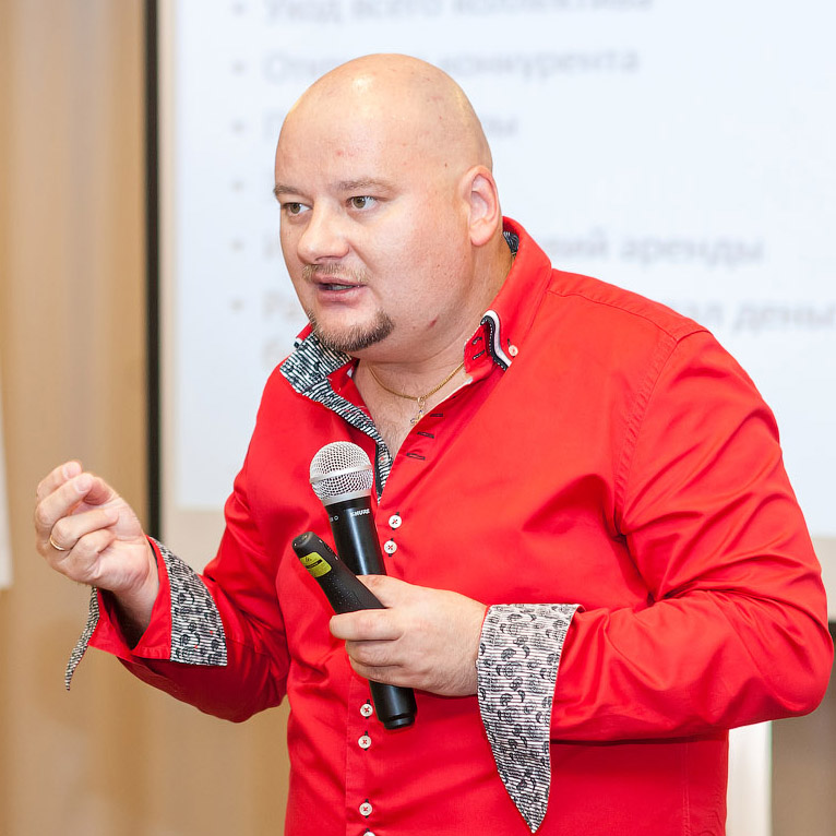 Максим Сергеев Максим Сергеев